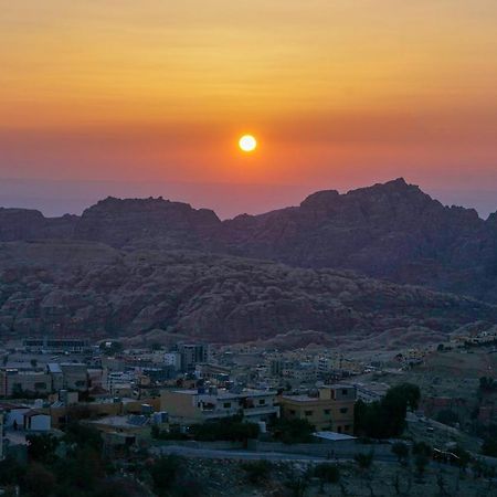 Abraham Hostel Wadi Musa Luaran gambar